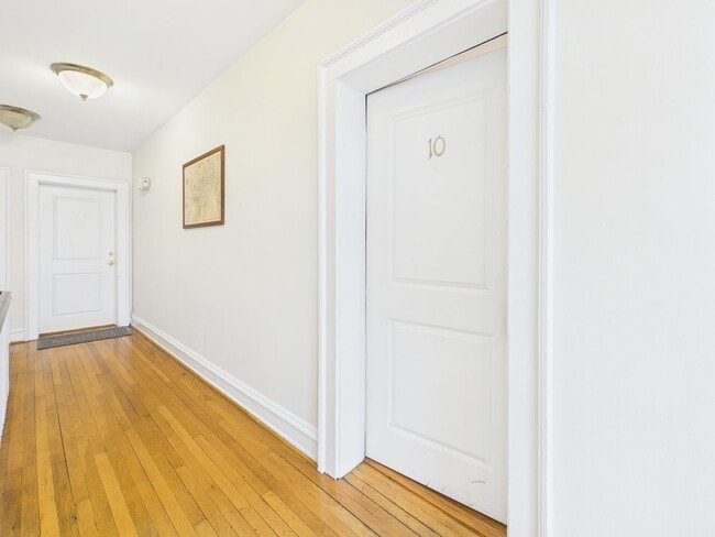 Photo - 2710 Stuart Ave Unidad 10