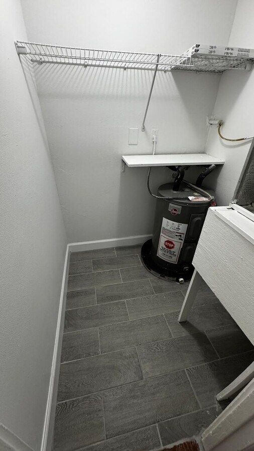 Photo - 420 SE 2nd Ave Unit 2