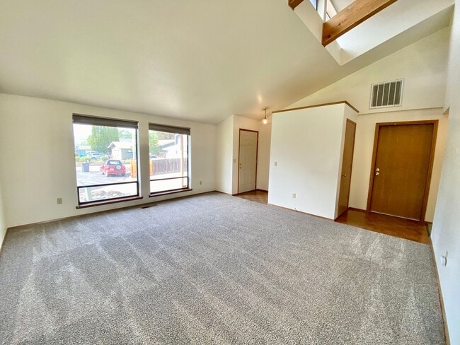 Photo - 3219-3219 Vincenta Dr Unit 3219