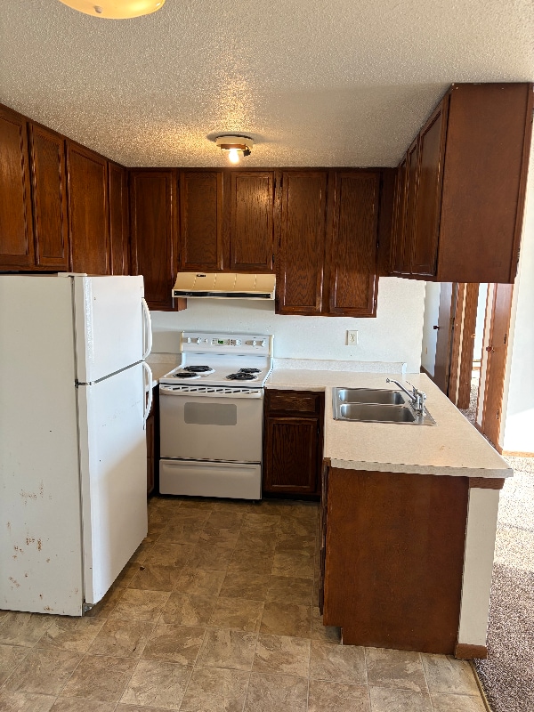 Photo - 1402 Division St W Unit 4