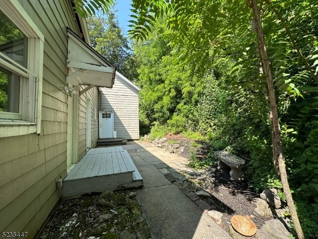 Photo - 14 W Main St