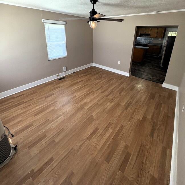 Photo - 1603 Pratt Ave NE