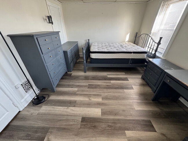 Photo - 46 Montgomery Ave