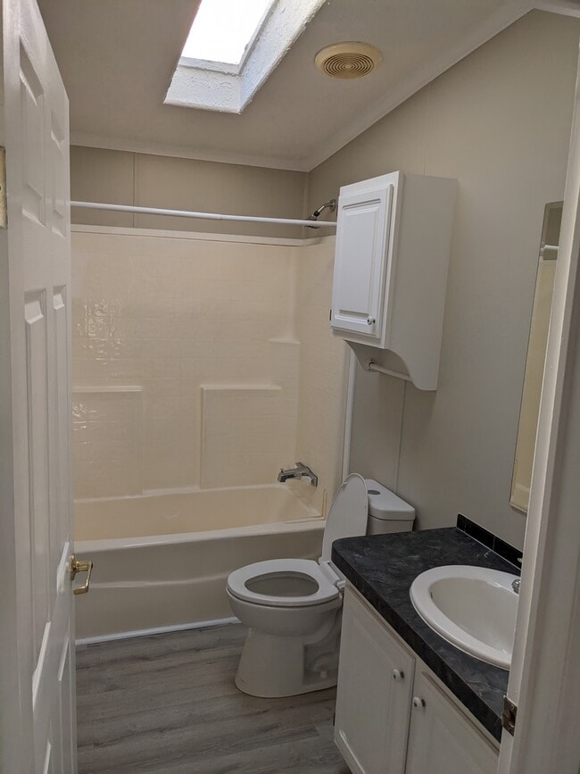 Photo - 1401 Harbor House Dr