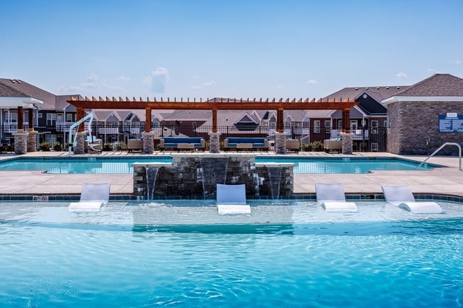 Zero Entry & Lap Pool - The MarQ Rental