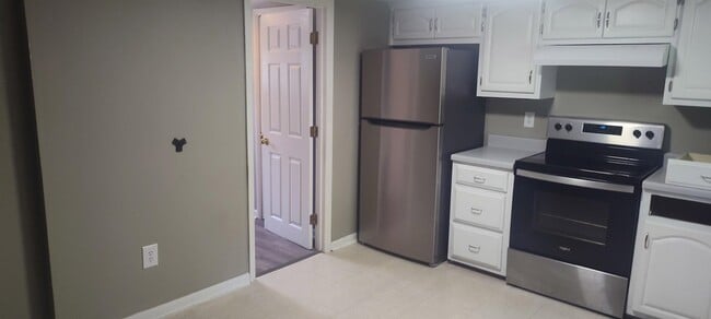 Photo - 1531 Katherine St NW