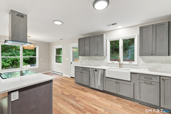 115 Forty Acre Mountain Rd