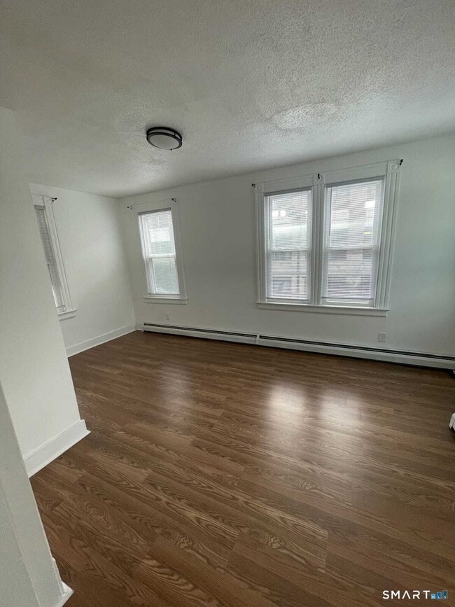 Photo - 128 Bartholomew Ave