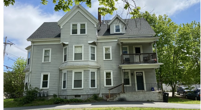 Building Photo - 359 Crescent St Unit #2 Crescent St