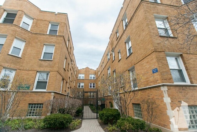 Photo - 622 W Roscoe St Condo Unit 624-2D