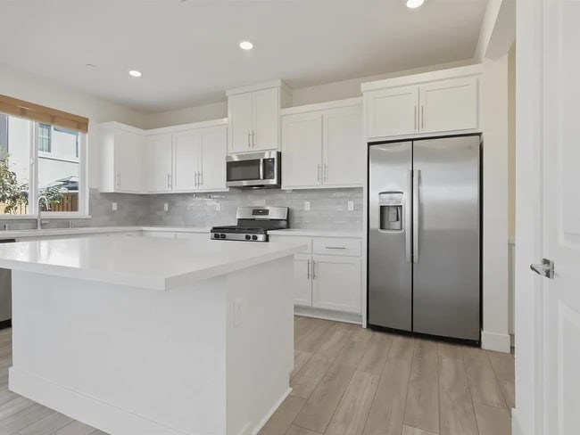 Photo - 464 Coolcrest Dr