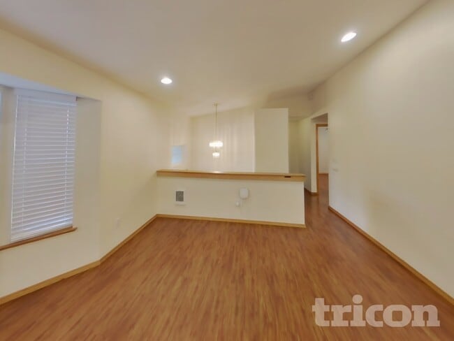 Photo - 8810 35th St W