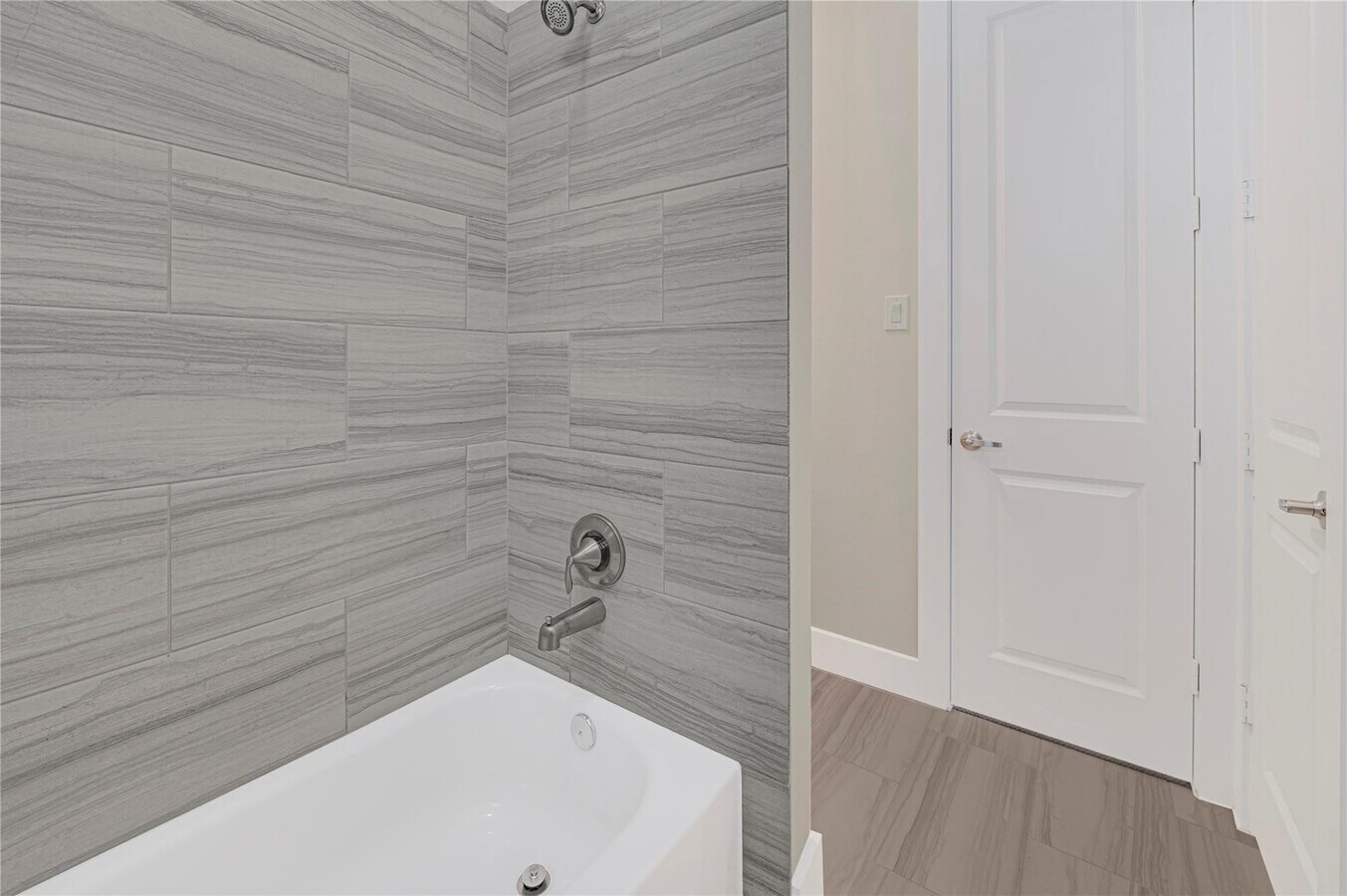 Photo - 9810 Blue Sapphire Ln