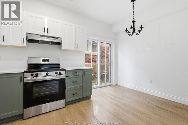 Photo - 1329 St Anne St