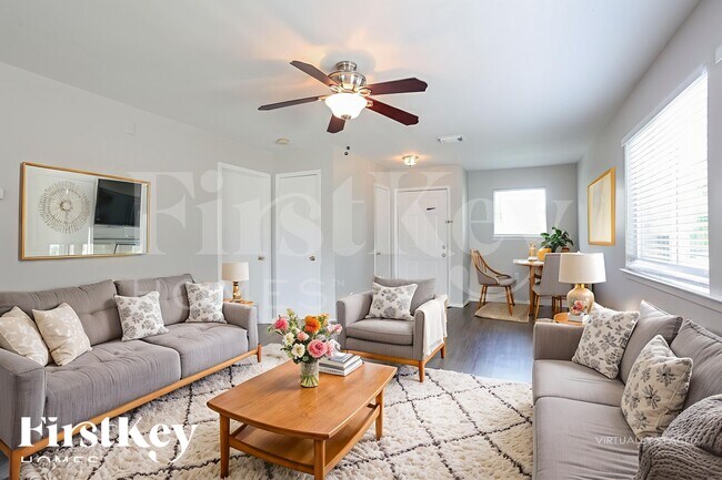 Photo - 1523 Nichole Woods Dr