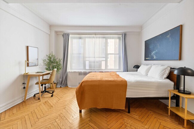 Photo - 15-17-17 E 36th St Unidad ID1055230P