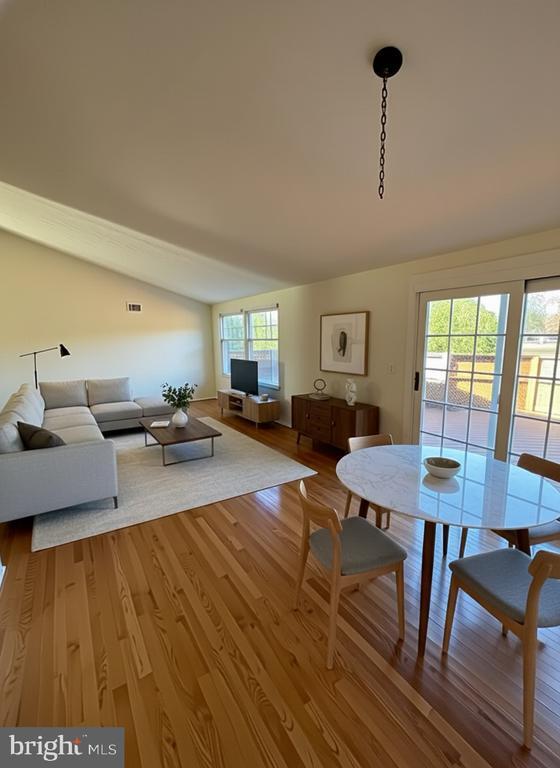 Photo - 10293 Woodmont Ct