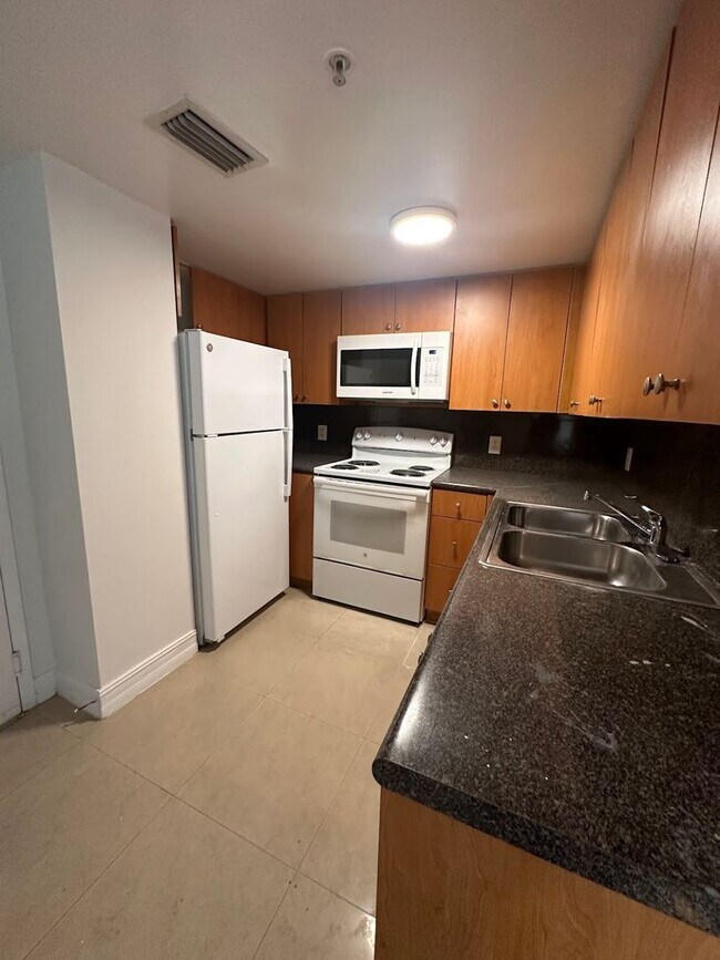 Photo - Vista del Rio Apartments