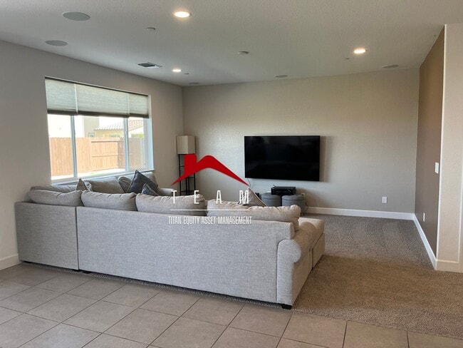 Photo - Great single story home with solar