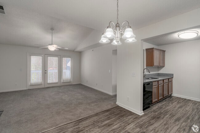 3rd Floor - 2BR, 2BA - 1,080SF - Living Room