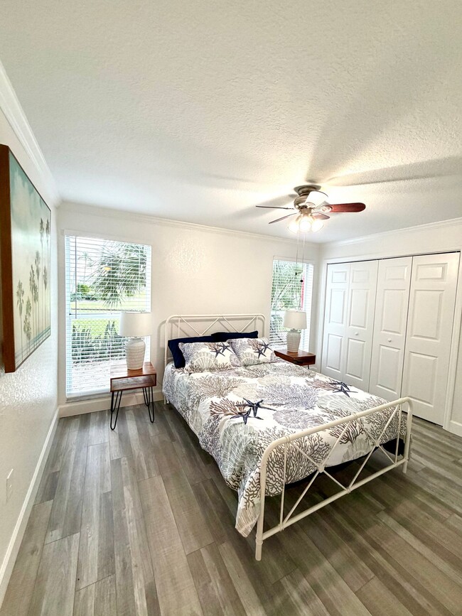 1859 Shore Dr S Unit 108