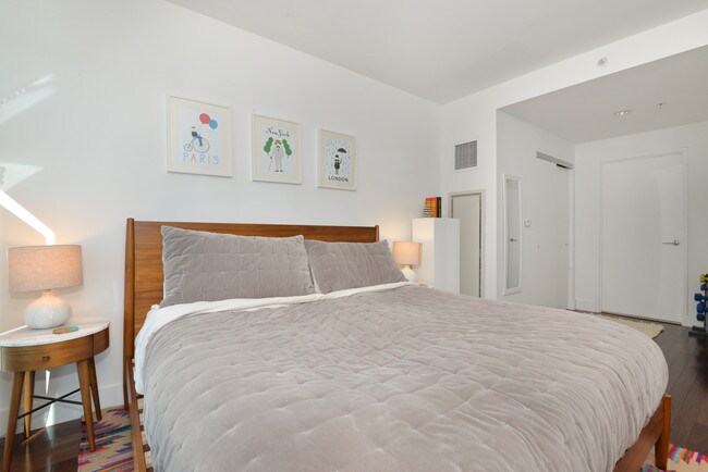 Photo - 77 Hudson St Unidad 3011
