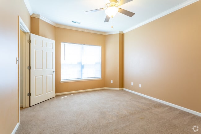 3HAB, 2BA - 1,240 ft² - Cliffside