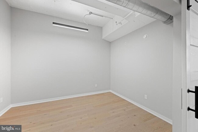 Photo - 36 N Narberth Ave Unidad 1B