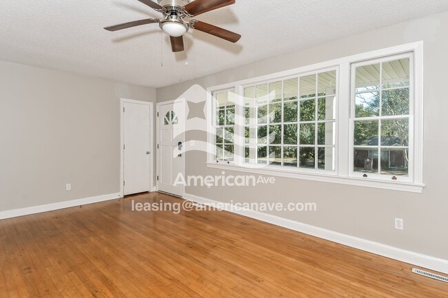 Photo - 1827 Beckley Dr