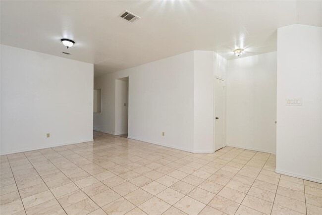 Photo - 13216 Bennington Ln