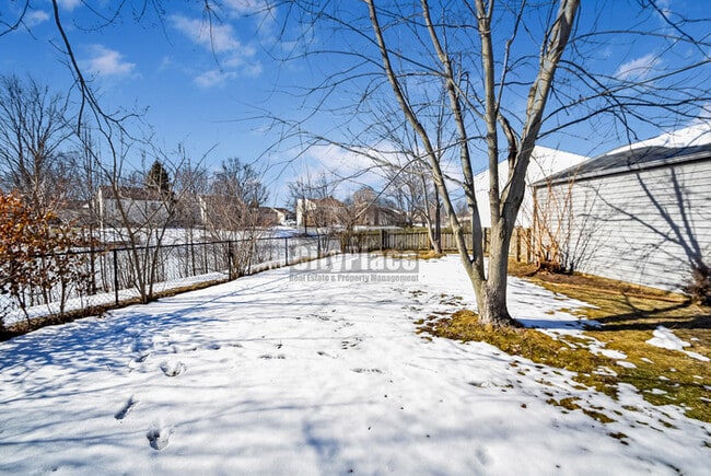 Photo - 47 Meadow Ct W