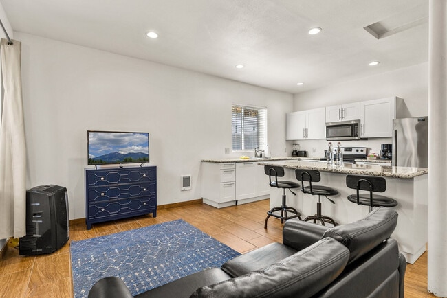 Building Photo - 3018 E Lewis Dr Unit ID1248556P Rental