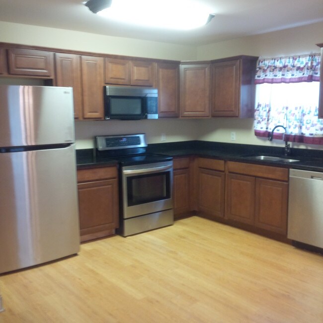 Photo - 1506 Greenwood Rd