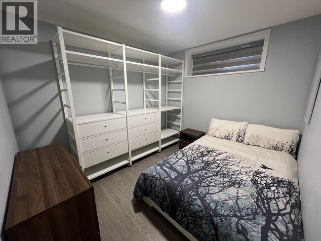 Photo - 148 W 48th Ave