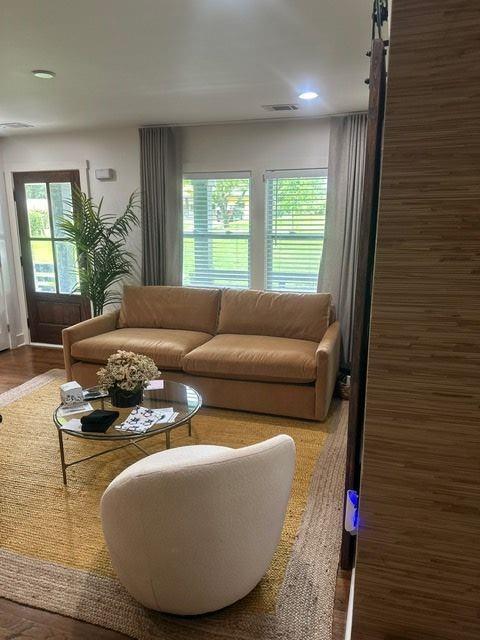 Photo - 2434 Rockcliff Rd SE