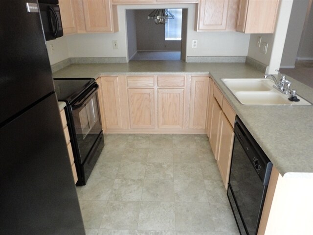 Photo - 10235 W Missouri Ave