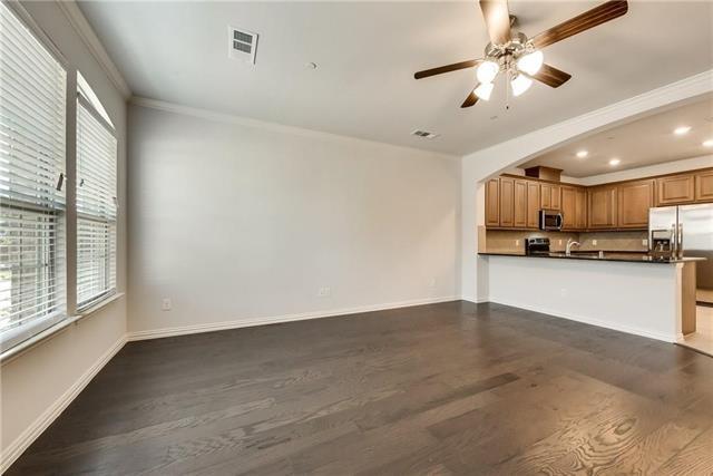 Photo - 2559 Sarah Ln