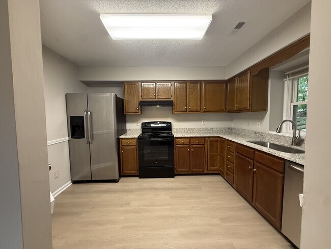 3003 Amidon Dr