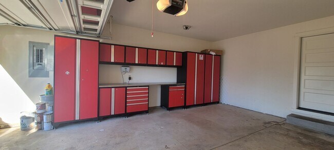 Photo - 125 S Ash St