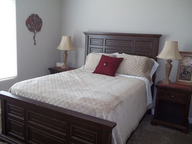 Photo - Stunning Fully furnished home 3 bed 2.5 ba...
