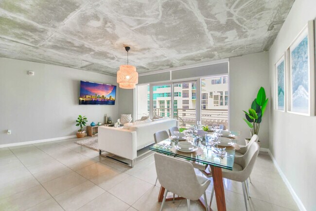 Photo - 3250 NE 1st Ave Unidad FL6-ID1022230P