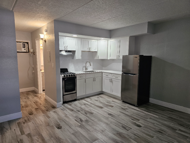 Building Photo - 720 7th Ave N Rental