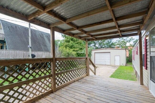 Photo - 230 3rd St Casa