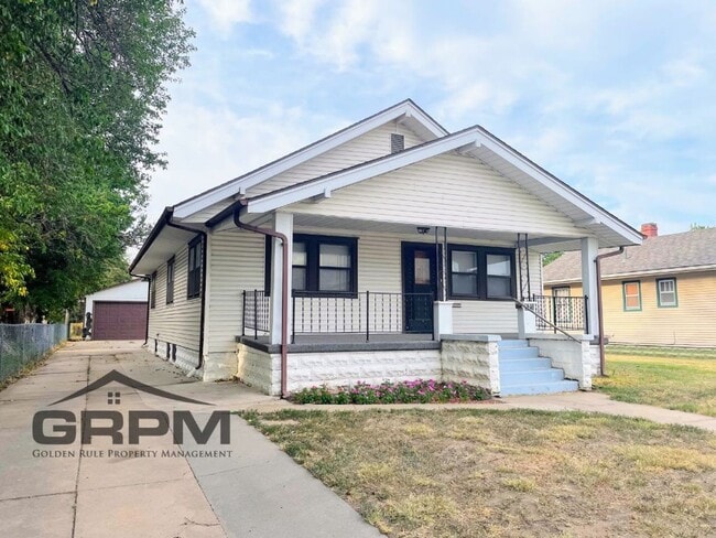 Building Photo - 3 Bedroom With Oversized Garage Rental