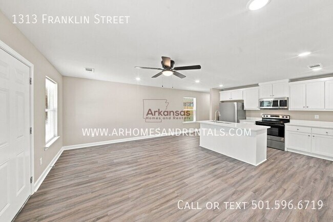 1313 Franklin St
