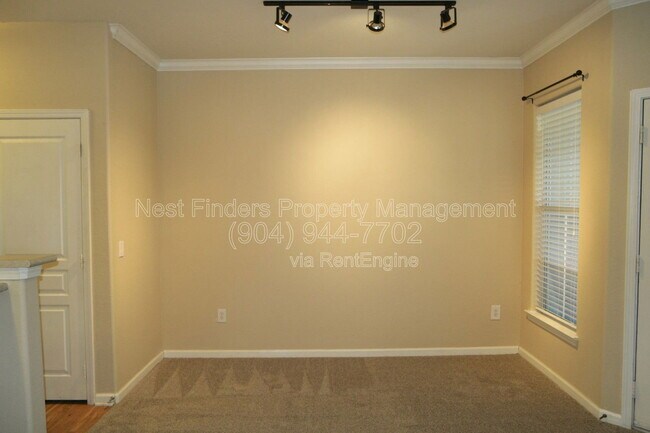 Photo - 8290 Gate Pkwy W Unidad 218