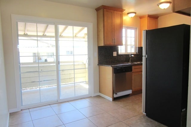 Photo - Spacious Remodeled Upstairs Apartment, 2 Bathrooms, Garage Plus 1, A/C, Balcony! Unit 4