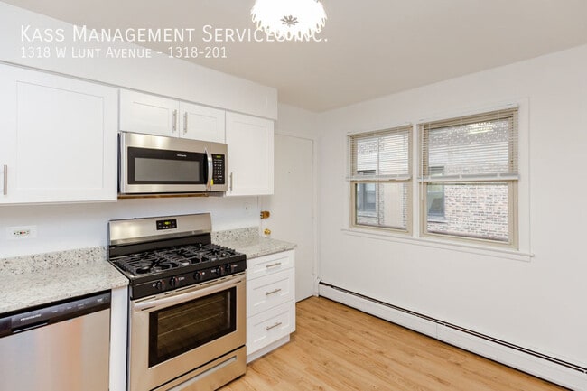 Photo - 1318 W Lunt Ave Unit 1318-201