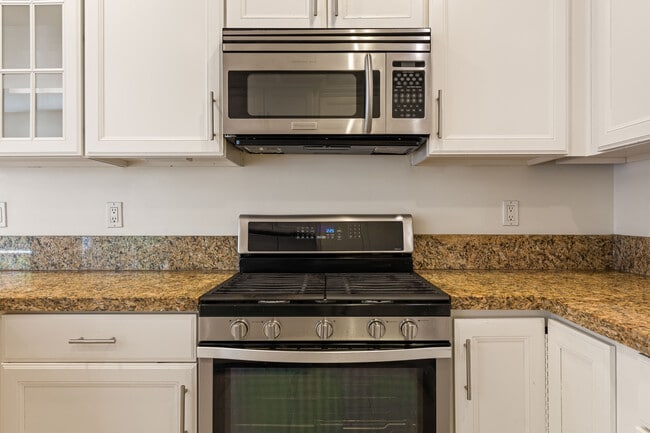 Photo - 11831 Avon Way Unit 202