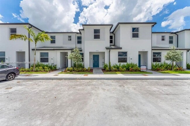 Building Photo - 35702 SW 178th Ct Rental